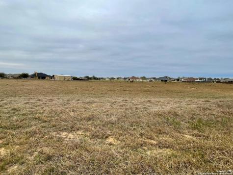 128 Pradera Ridge Floresville TX 78114