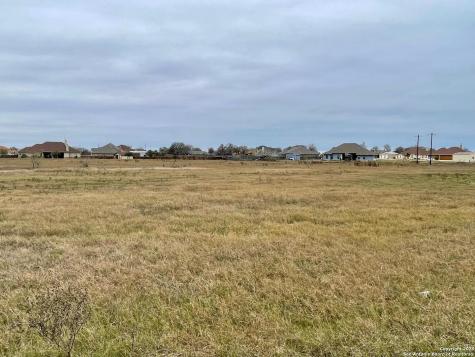 128 Pradera Ridge Floresville TX 78114