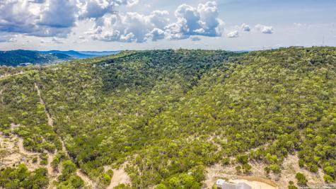 1300 S Goat Ridge Pipe Creek TX 78063