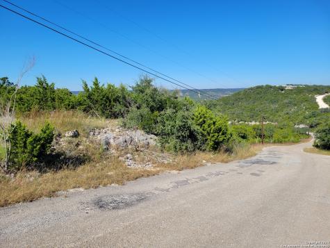 1300 S Goat Ridge Pipe Creek TX 78063
