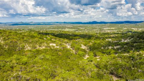1300 S Goat Ridge Pipe Creek TX 78063
