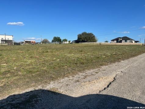 701 Sunrise Lane La Vernia TX 78121