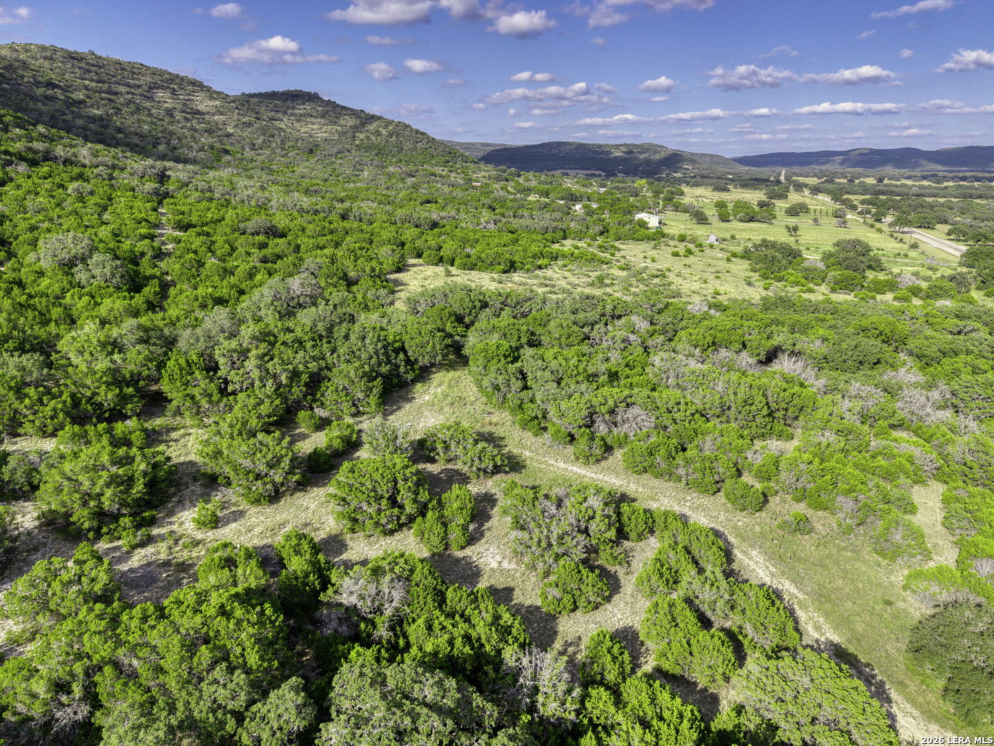 2455 N Highway 83 Leakey TX 78873