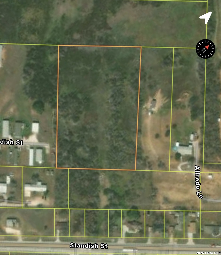 119 Alfredo Lane Floresville TX 78114