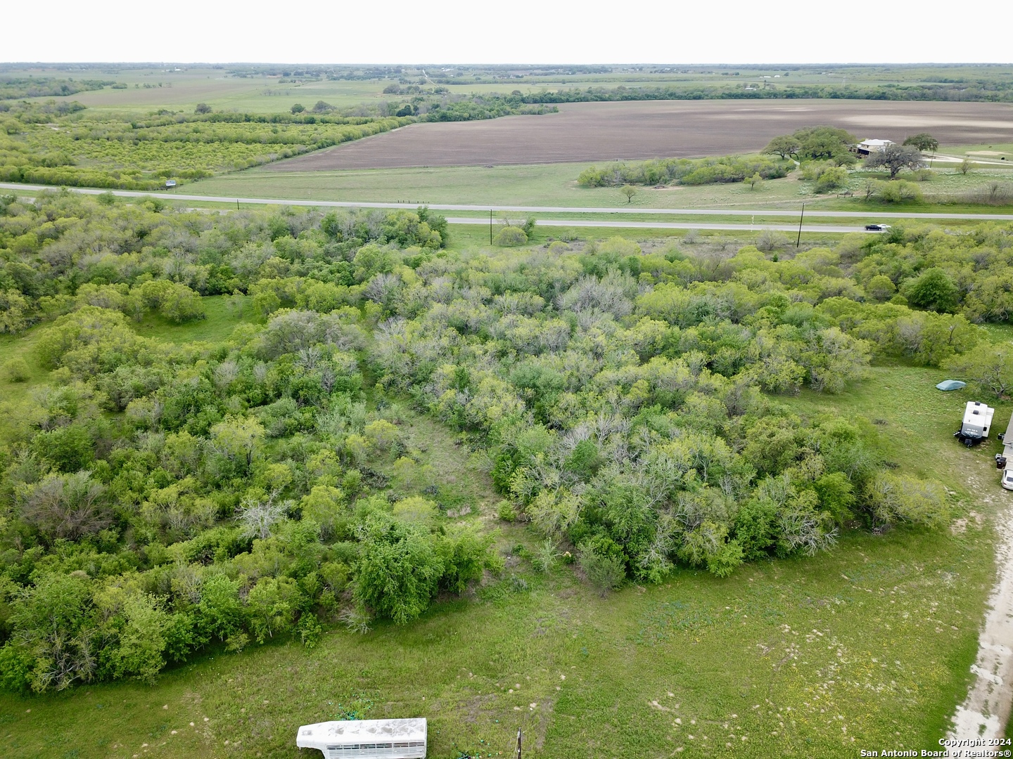 210 Shamrock Drive Floresville TX 78114