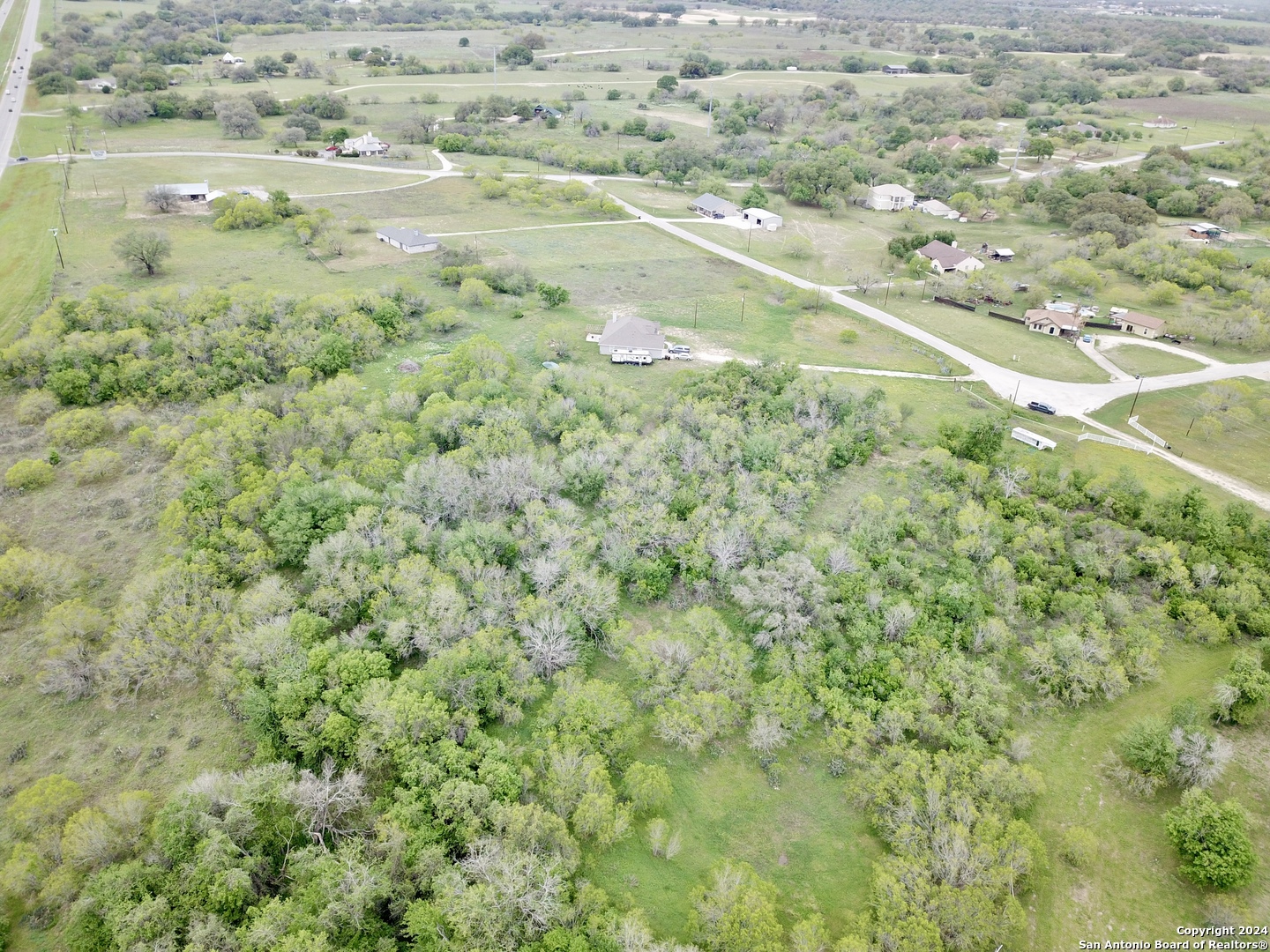 210 Shamrock Drive Floresville TX 78114