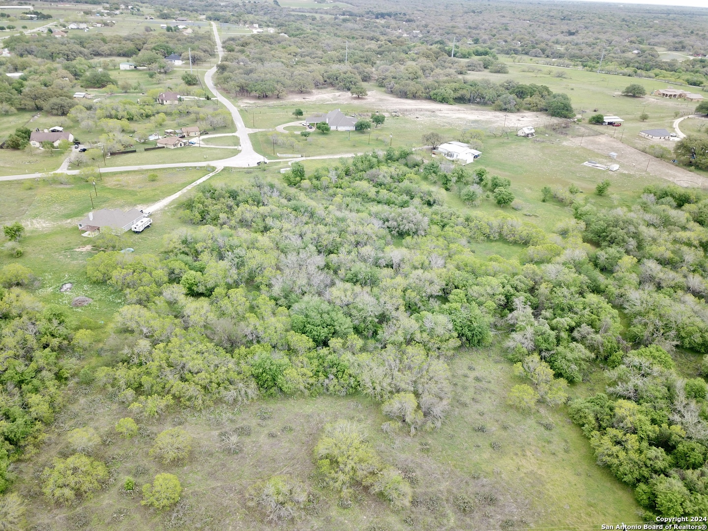 210 Shamrock Drive Floresville TX 78114