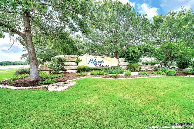 162 Zinnia Spring Branch TX 78070