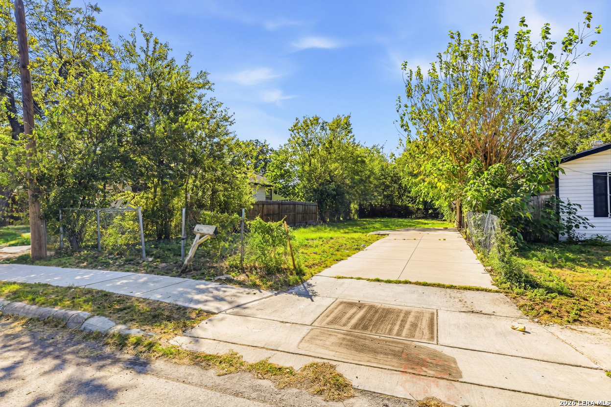 718 Vickers Avenue San Antonio TX 78211