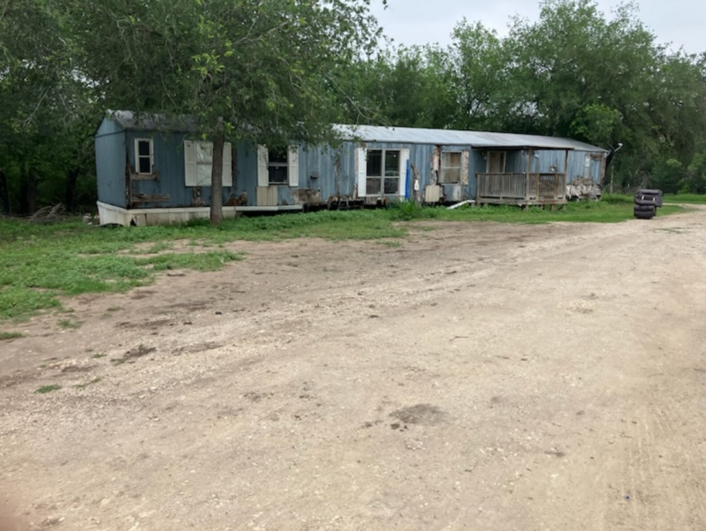 332 Private Road 6632 Devine TX 78016
