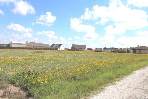 101 Turnberry Drive La Vernia TX 78121