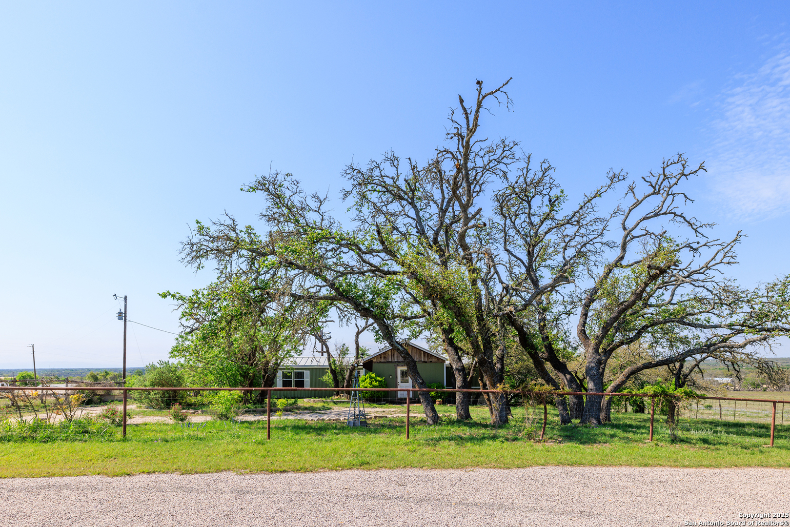 453 Reeves Lane Harper TX 78631