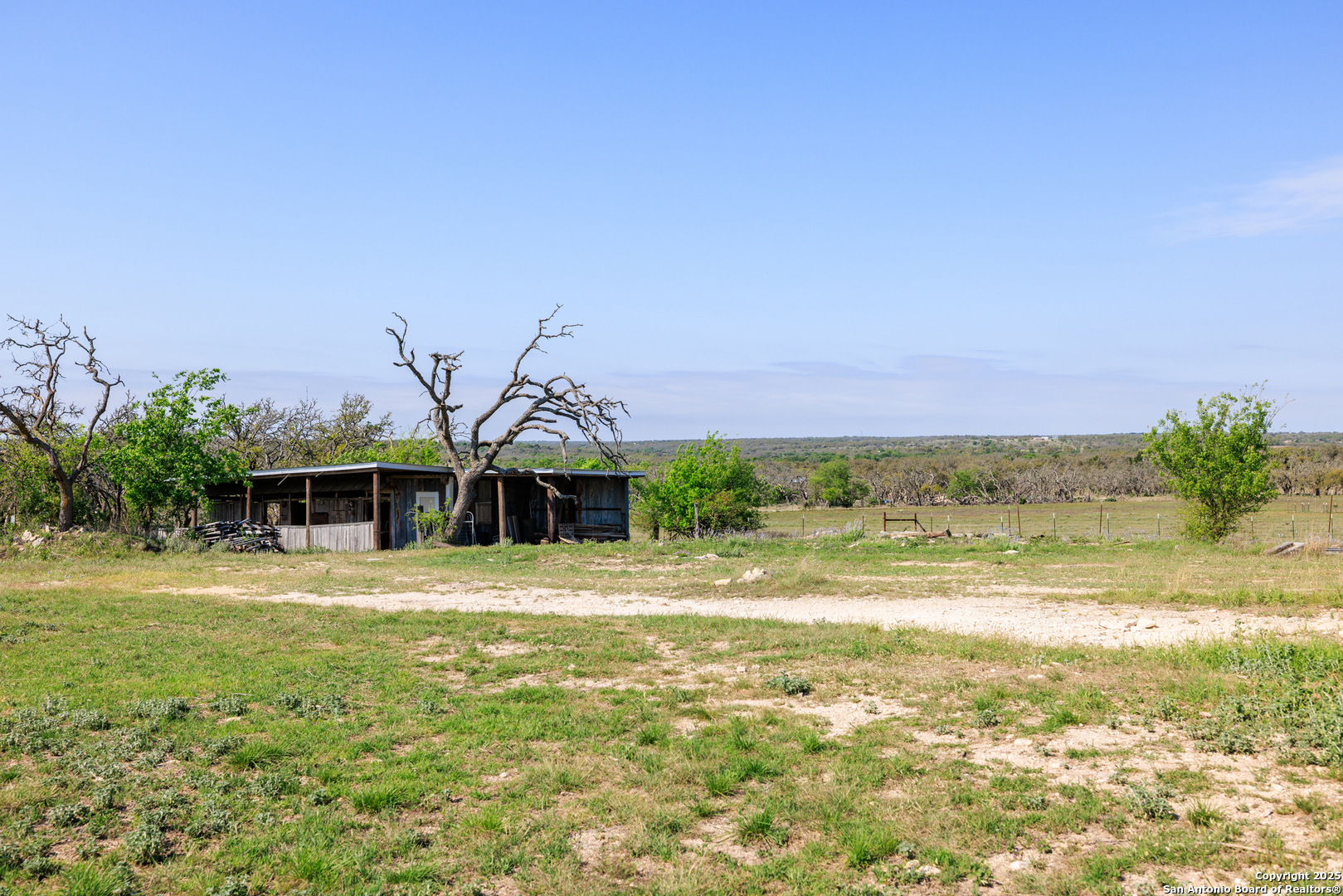 453 Reeves Lane Harper TX 78631