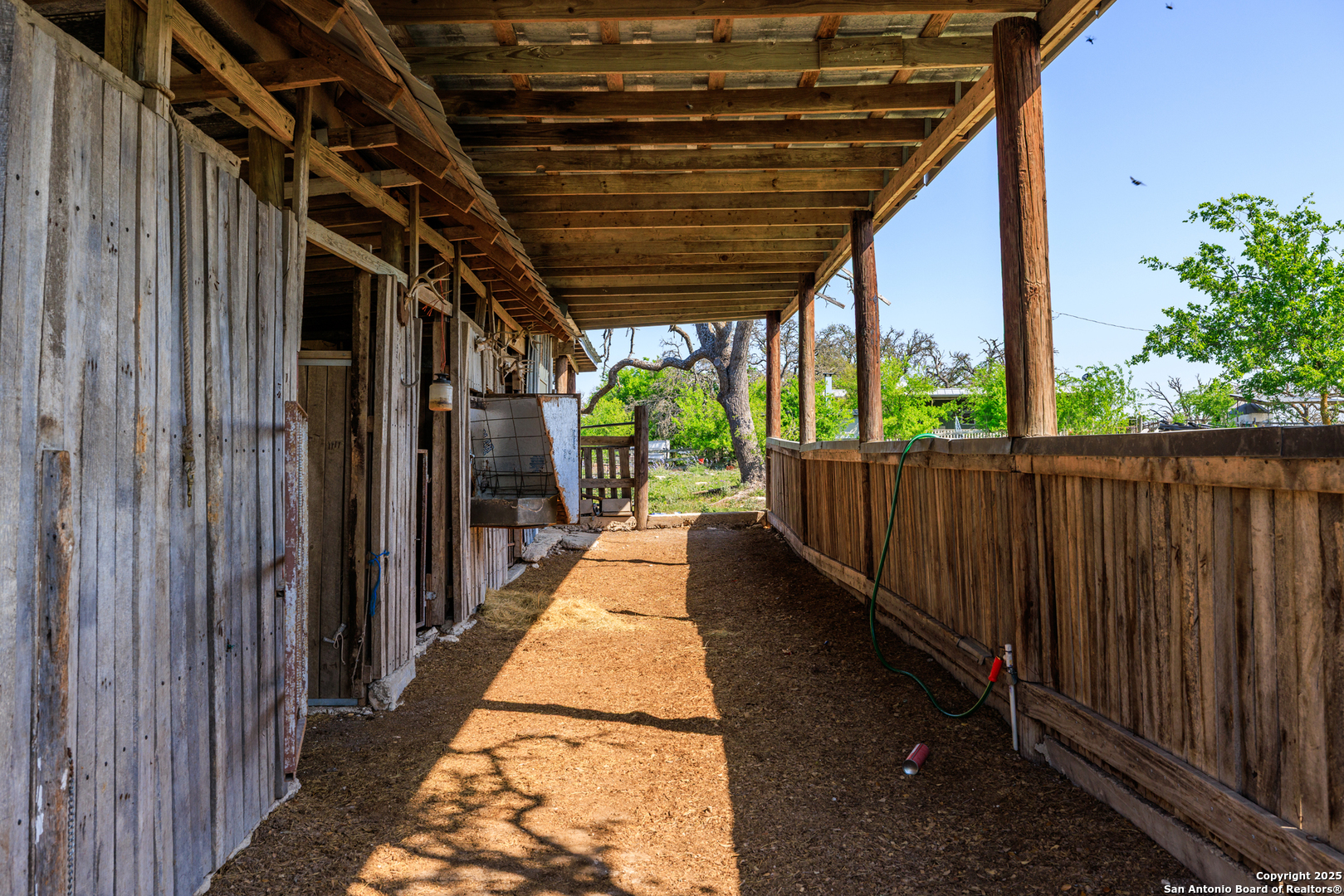 453 Reeves Lane Harper TX 78631