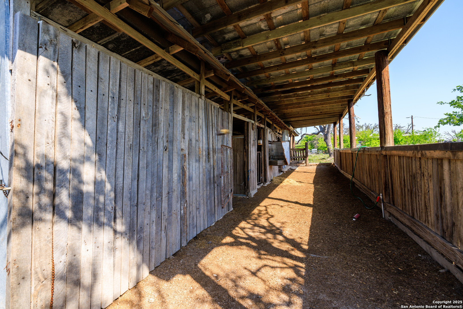 453 Reeves Lane Harper TX 78631