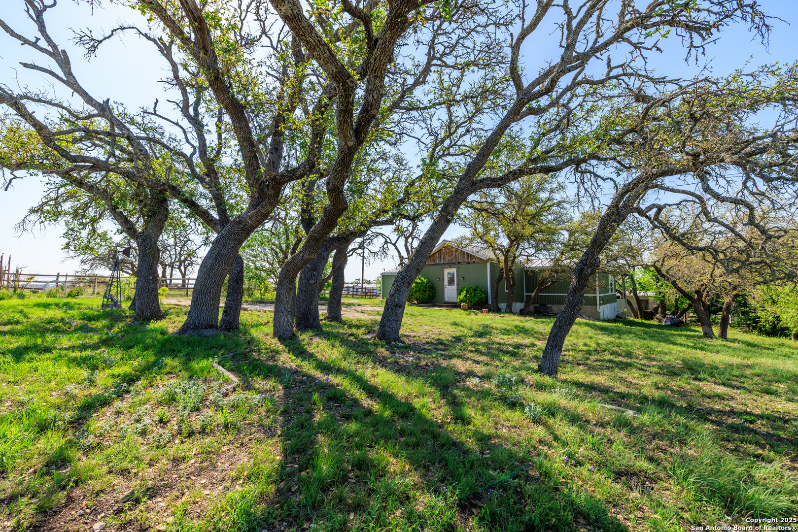 453 Reeves Lane Harper TX 78631