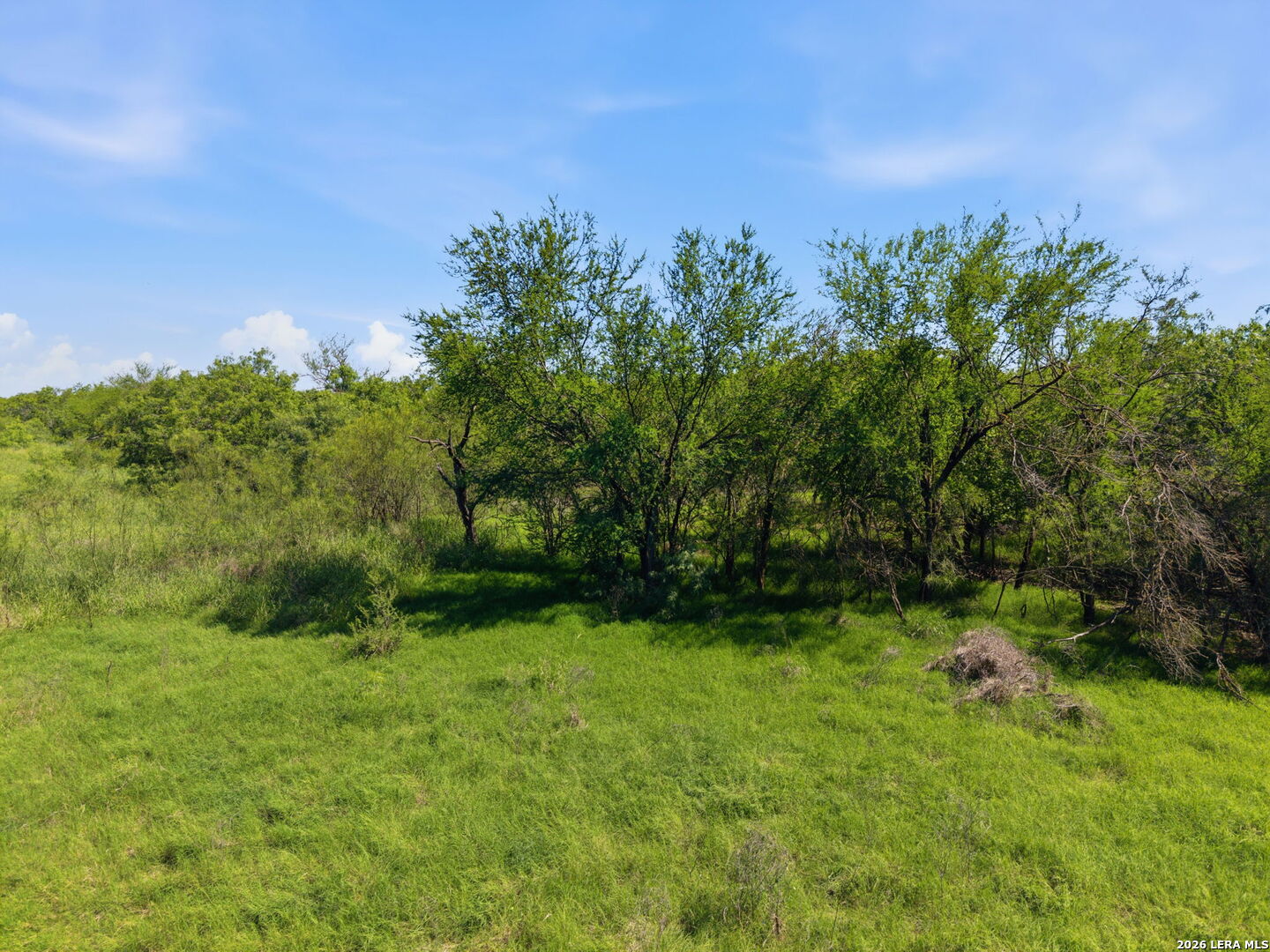 00 Cr 329 Floresville TX 78114
