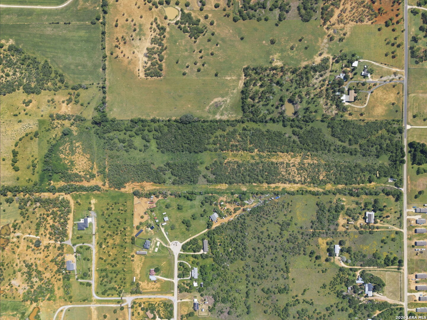 00 Cr 329 Floresville TX 78114
