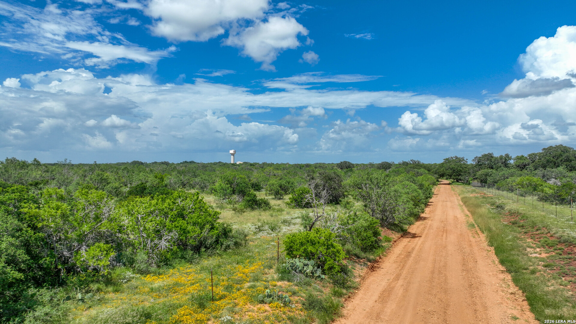 2932 Cr 307 Jourdanton TX 78026
