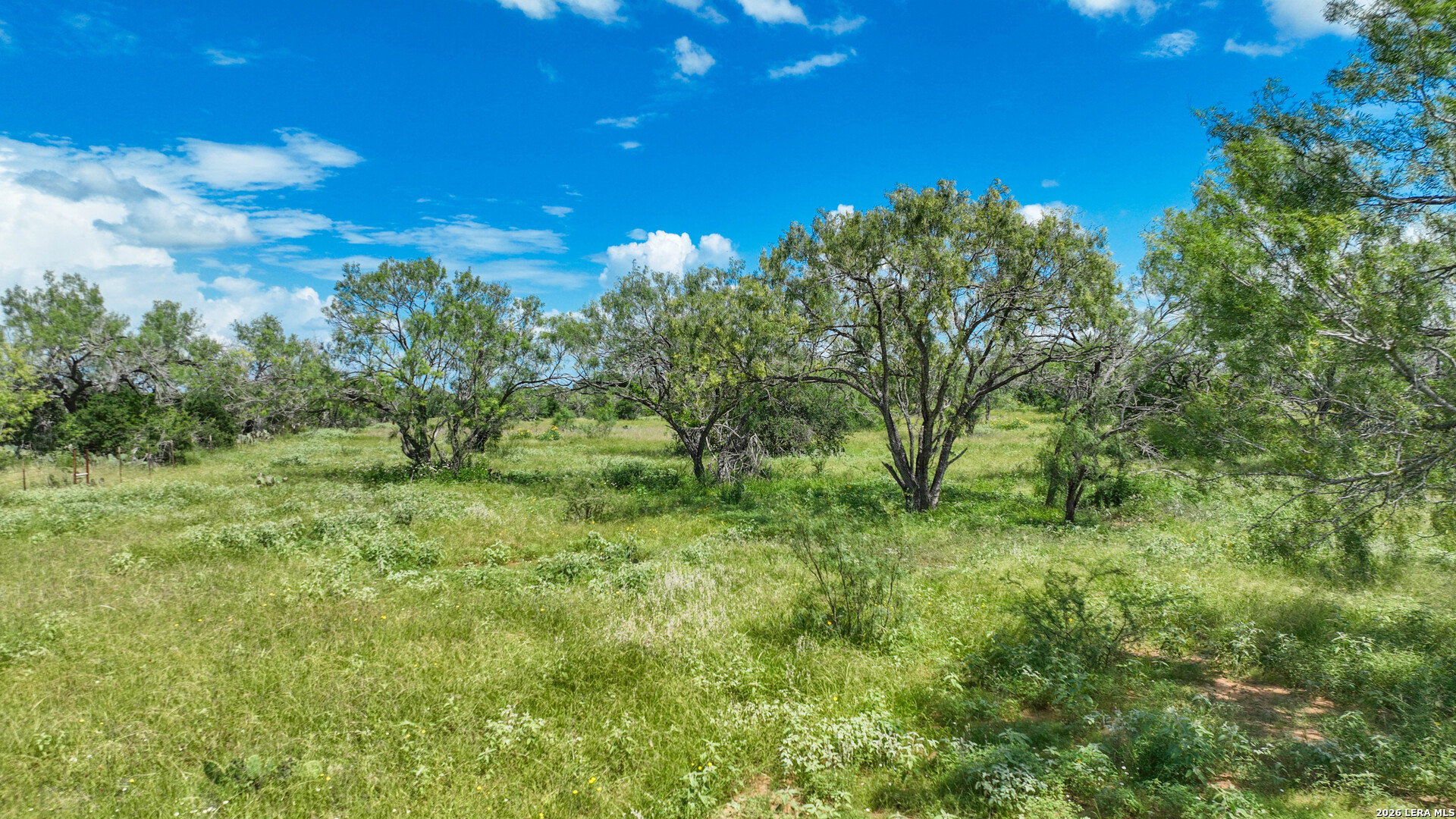 2932 Cr 307 Jourdanton TX 78026