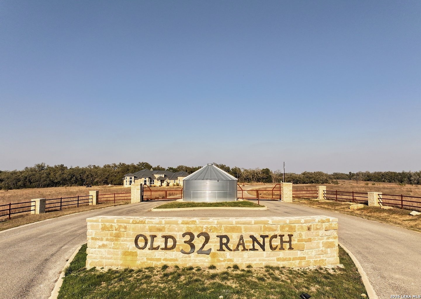 783 Tiswin Trail Blanco TX 78606