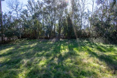 314 S Plant Avenue Boerne TX 78006
