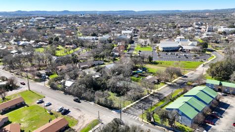 314 S Plant Avenue Boerne TX 78006