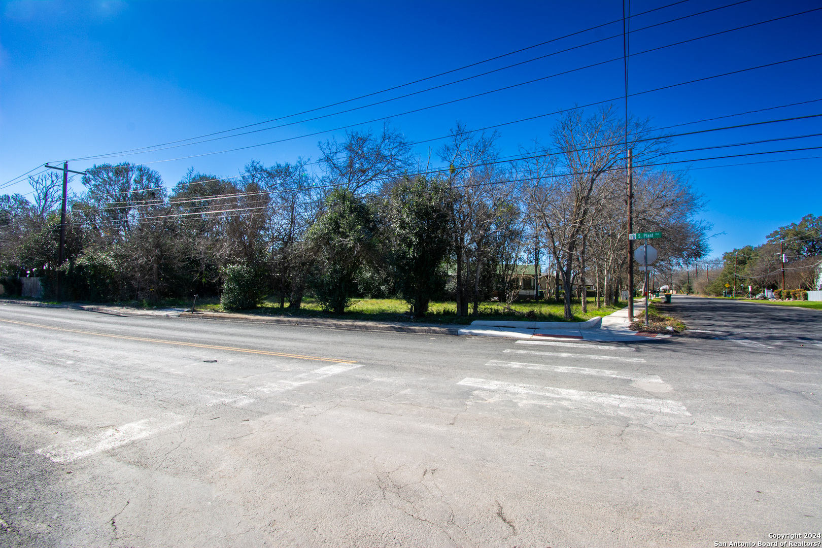 314 S Plant Avenue Boerne TX 78006