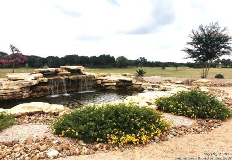 000 Vaquero Pipe Creek TX 78063
