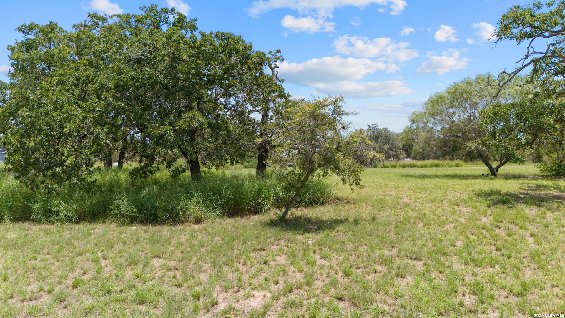 271 Hermosa Poteet TX 78065
