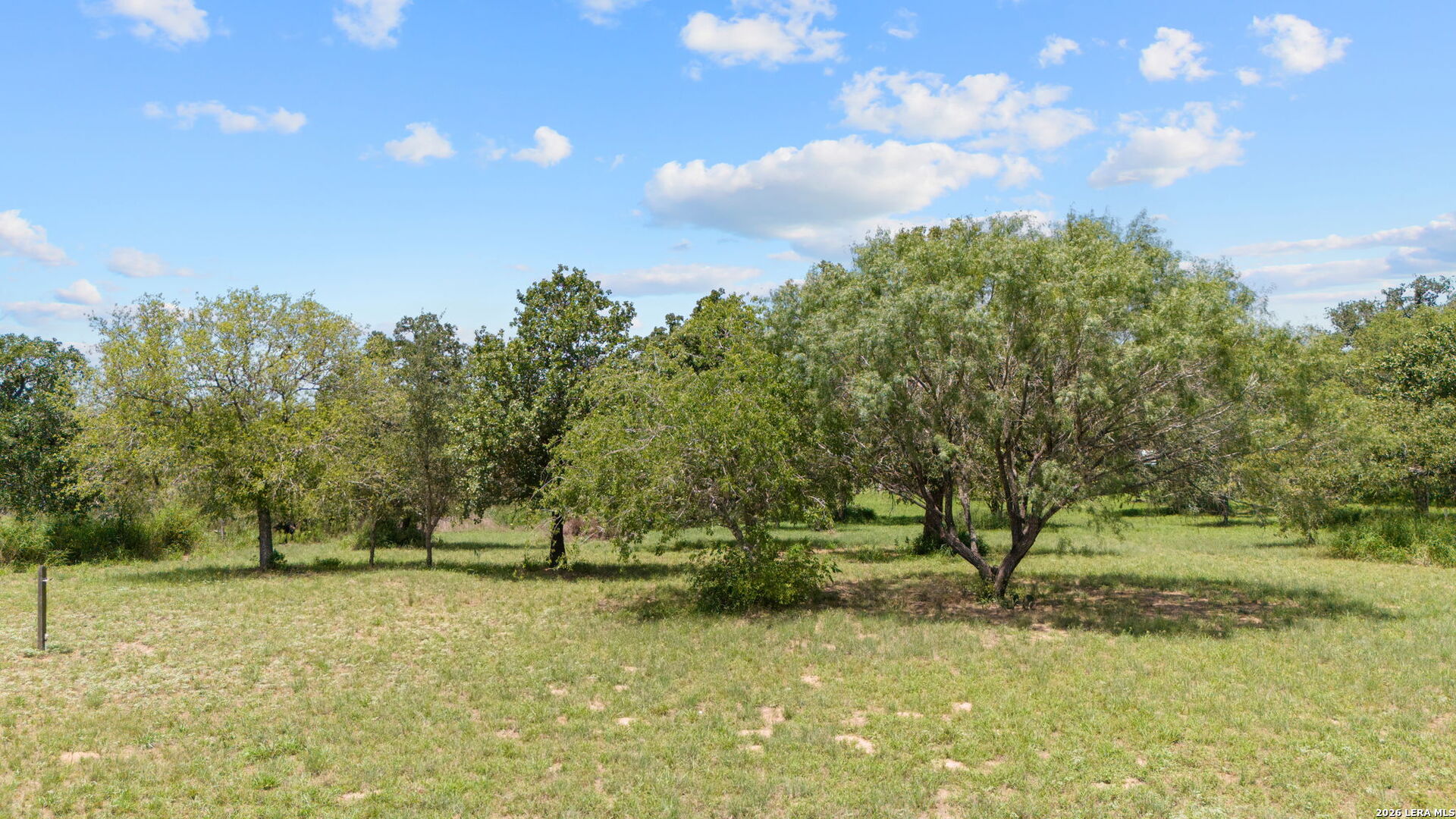271 Hermosa Poteet TX 78065