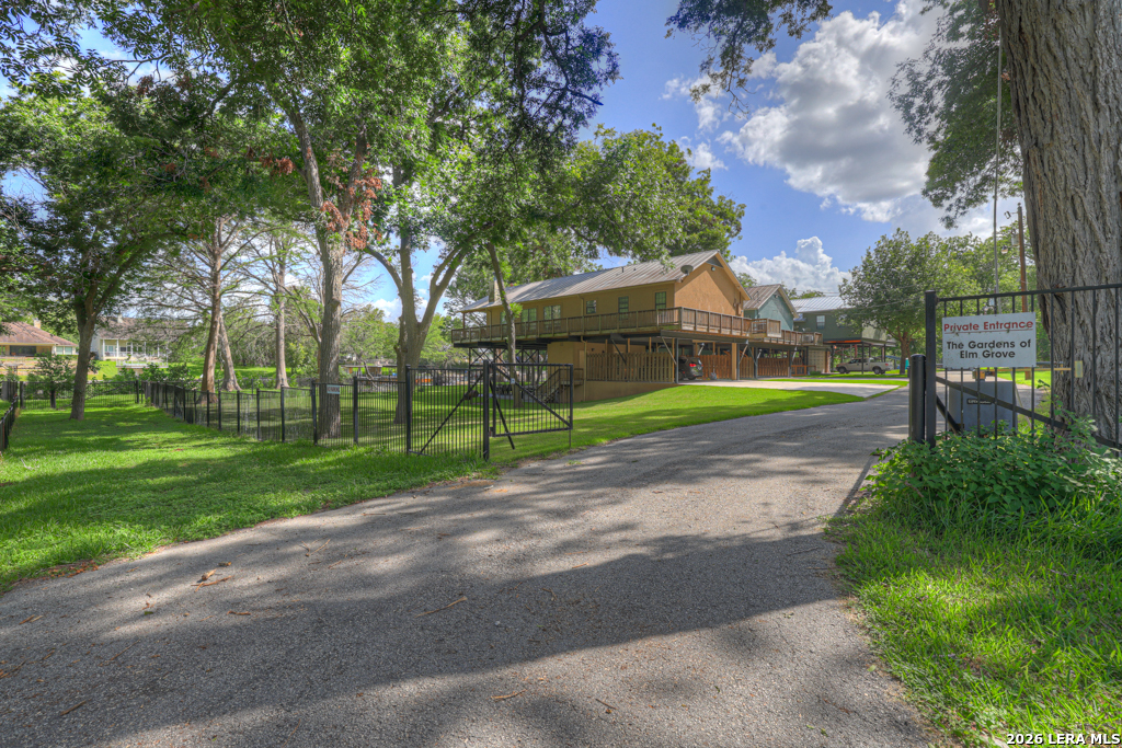 1155 Ethel Seguin TX 78155