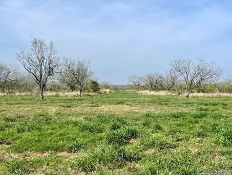 Tract 6 Fm 1332 Jourdanton TX 78026
