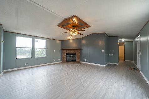 455 Old Castroville Bandera TX 78003