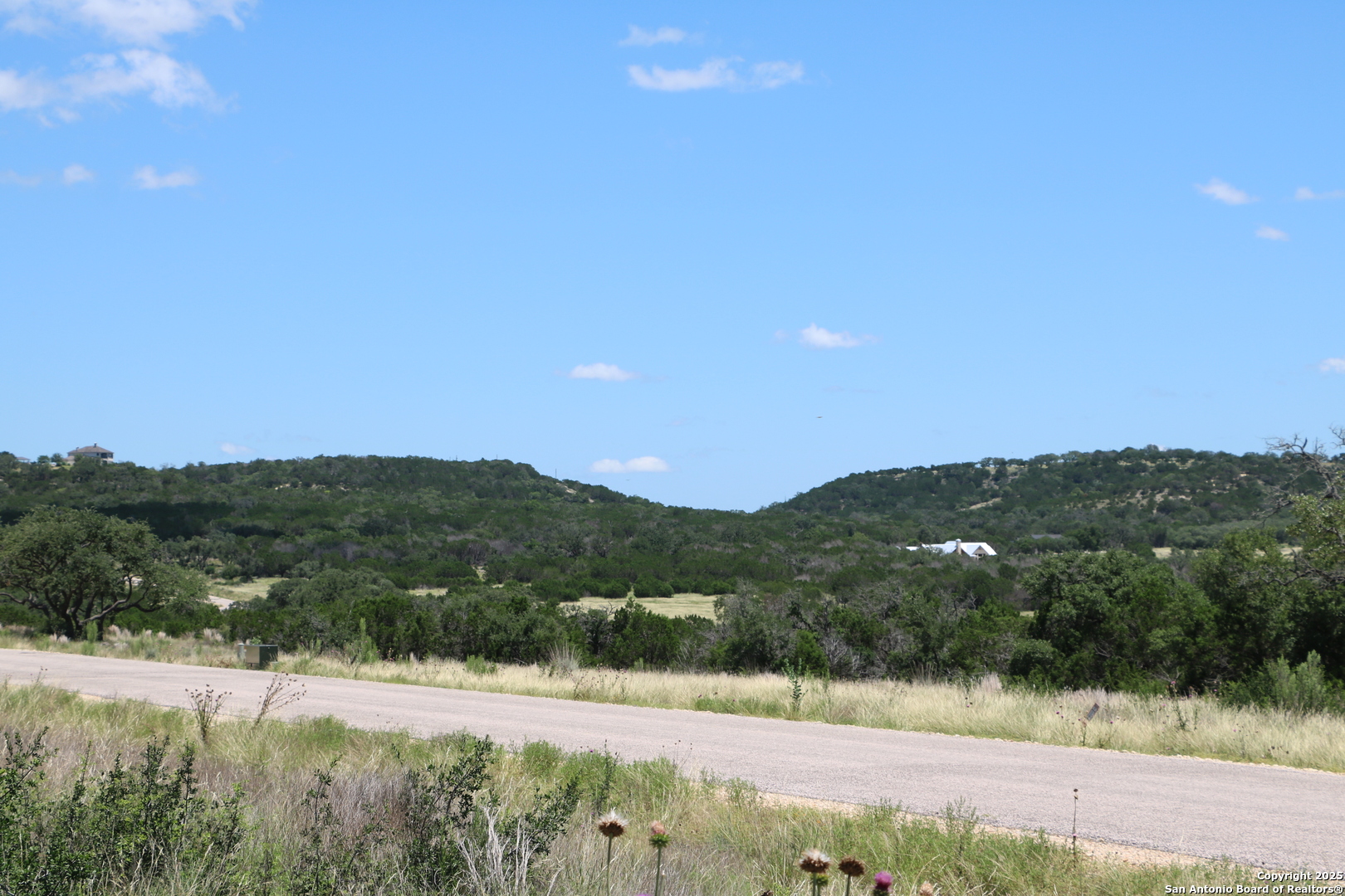 25 Seep Springs Camp Verde TX 78010