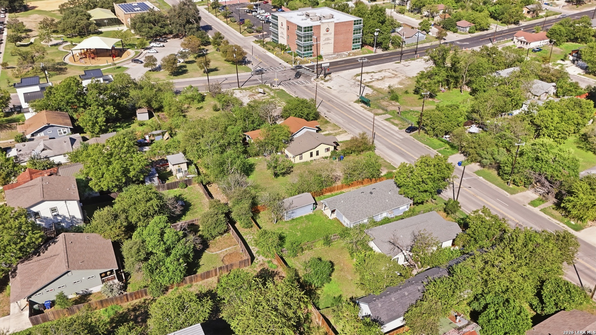 2618 E Commerce Street San Antonio TX 78203
