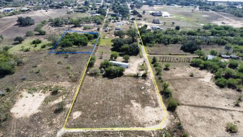 116 Tecolote Lane Floresville TX 78114