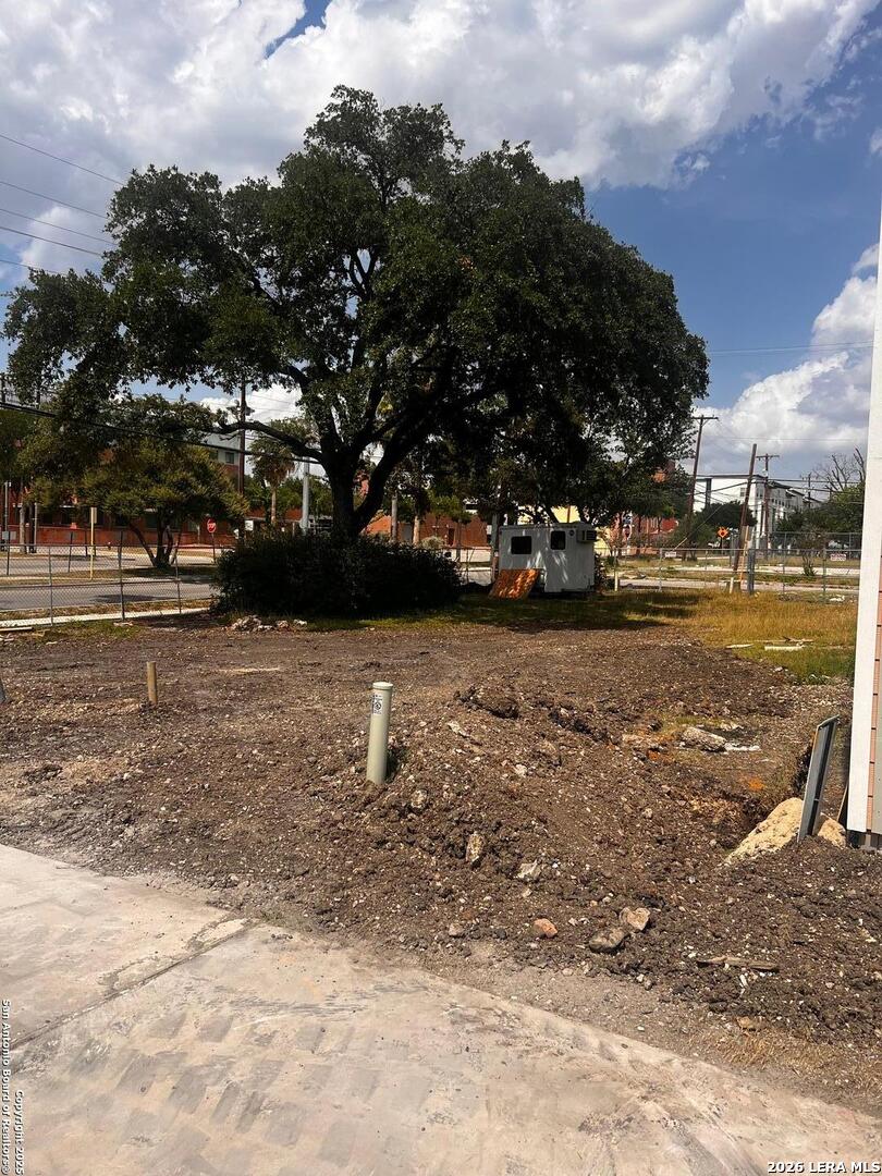 310 Evergreen #104 San Antonio TX 78212