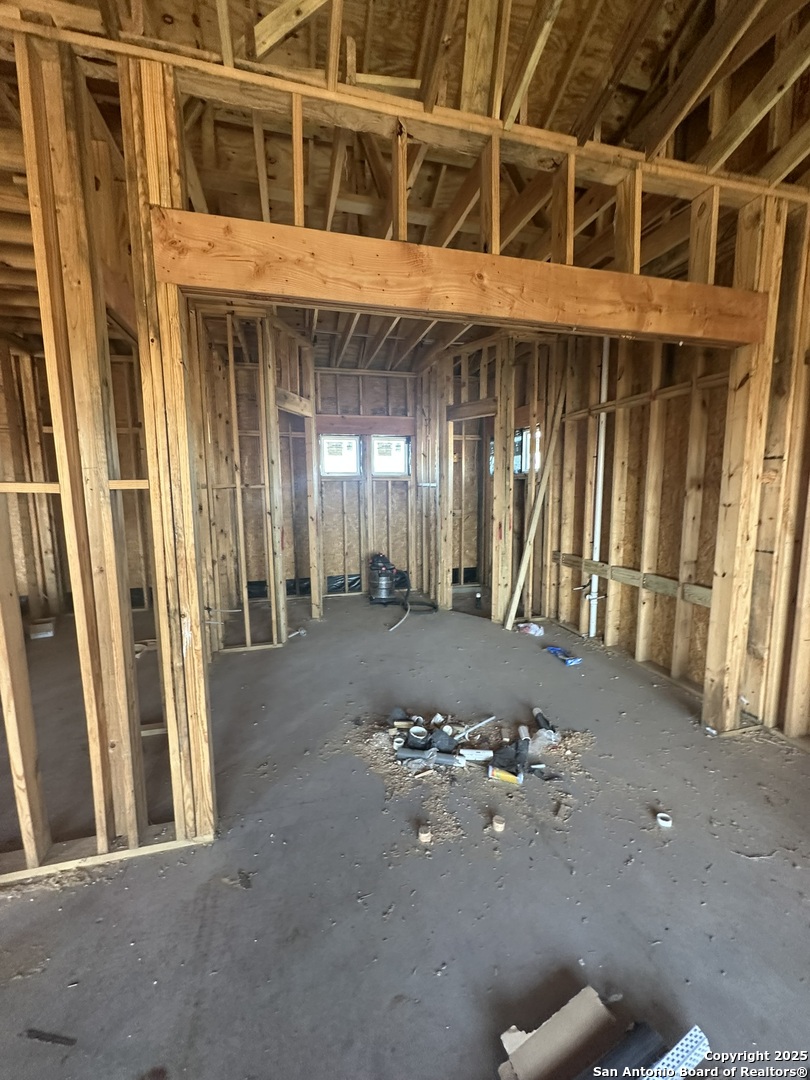 241 County Road 154 Pleasanton TX 78064