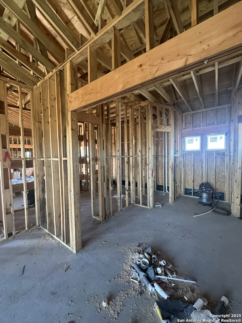241 County Road 154 Pleasanton TX 78064