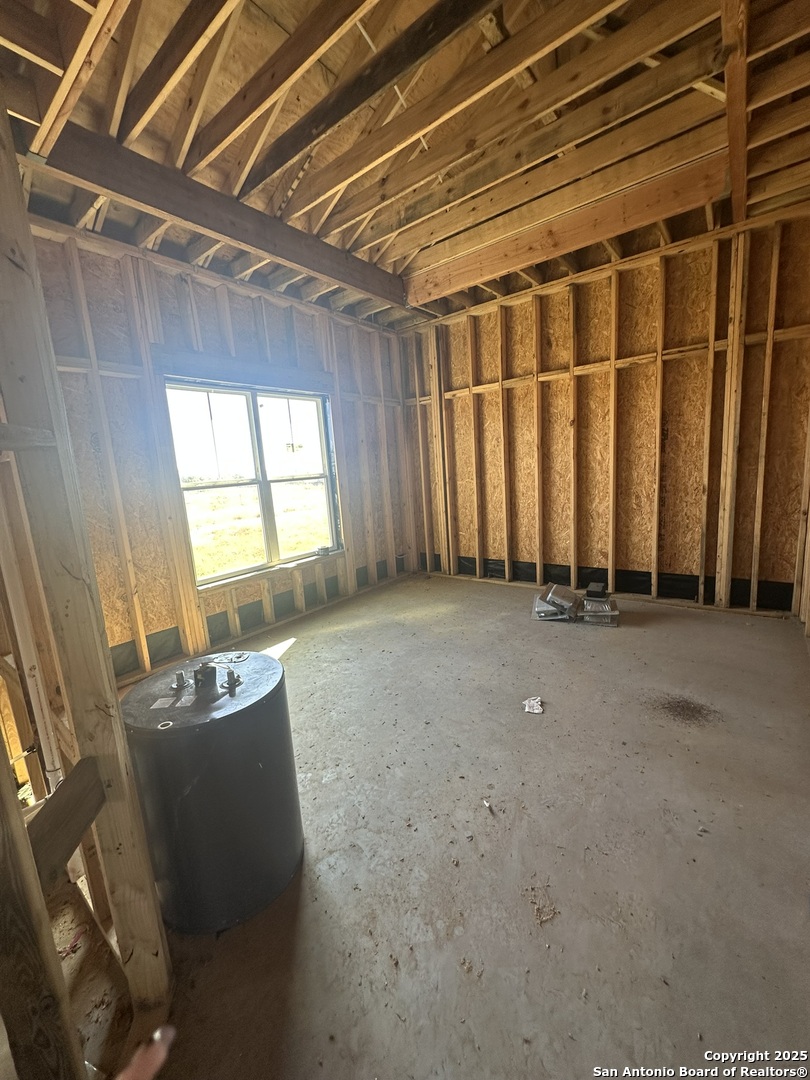 241 County Road 154 Pleasanton TX 78064