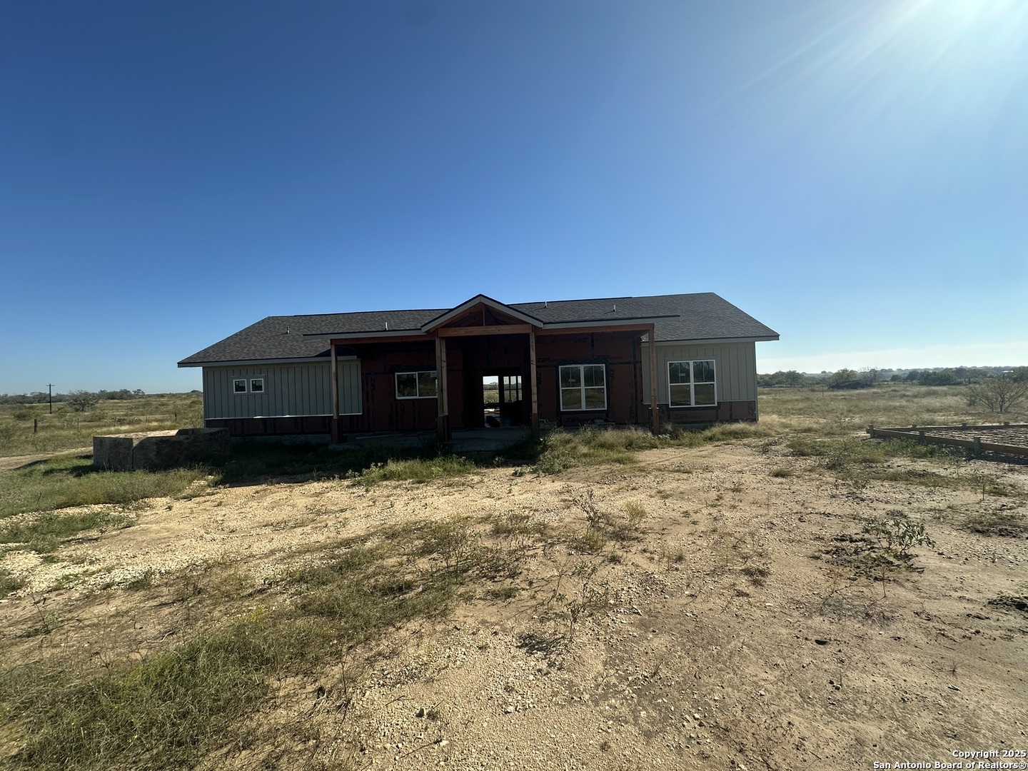 241 County Road 154 Pleasanton TX 78064