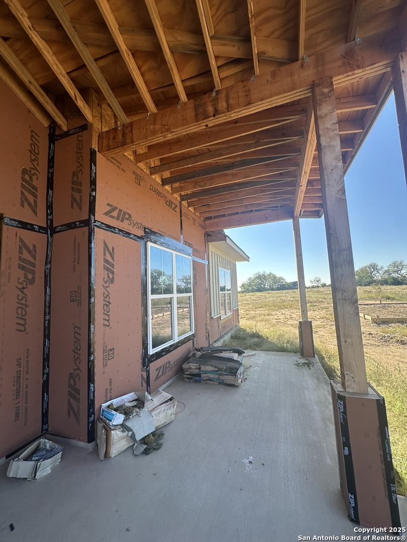 241 County Road 154 Pleasanton TX 78064