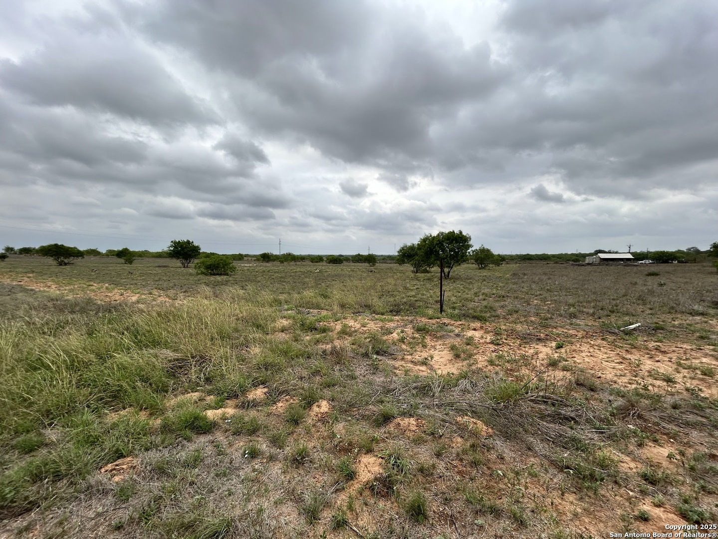 LOTS21-22&30-31 County Road 1629 Hillcounty Moore TX 78057
