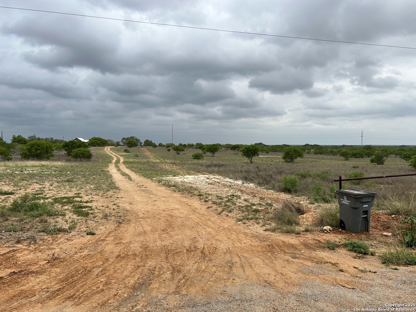 LOTS21-22&30-31 County Road 1629 Hillcounty Moore TX 78057
