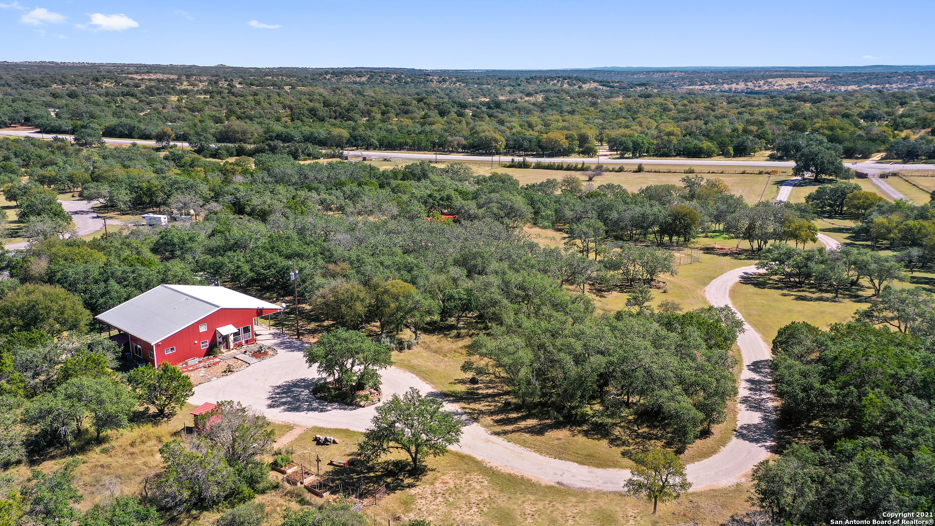 2633 N Us Highway 281 Johnson City TX 78636