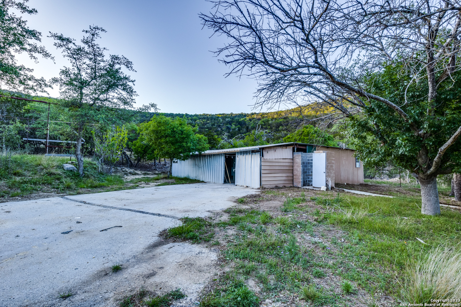 824 Juniper Road Tarpley TX 78883