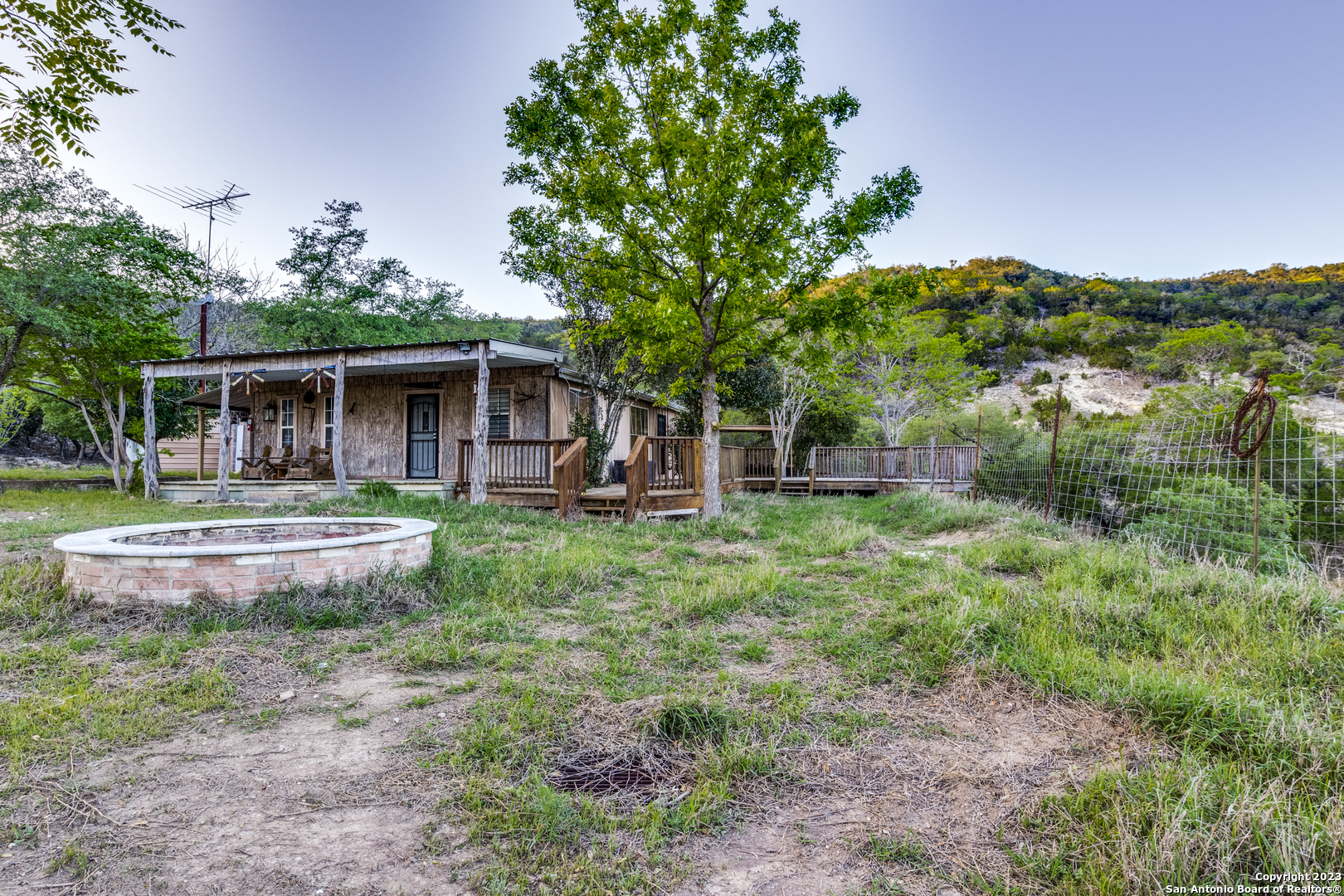 824 Juniper Road Tarpley TX 78883