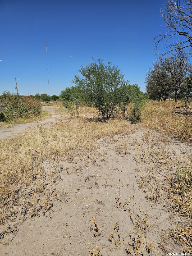 508 E. Amistad Avenue Quemado TX 78877
