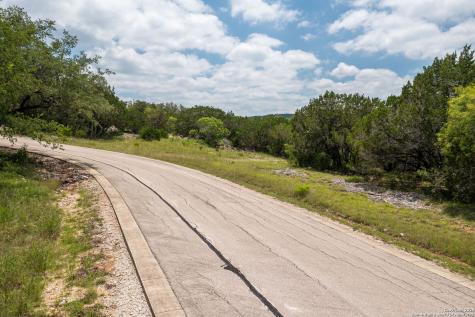 Lot 387 Pr 1742 Mico TX 78056